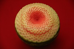 573